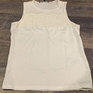 Dress up white sleeveless top with lace detail